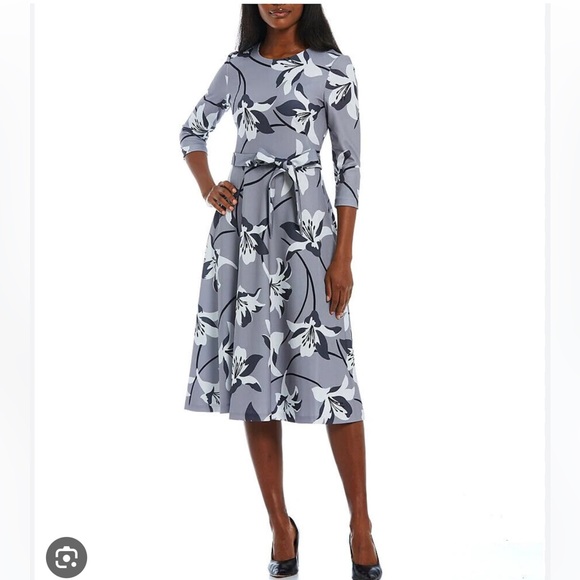 NWT Calvin Klein Fit and Flare size 16 dress - Picture 1 of 9